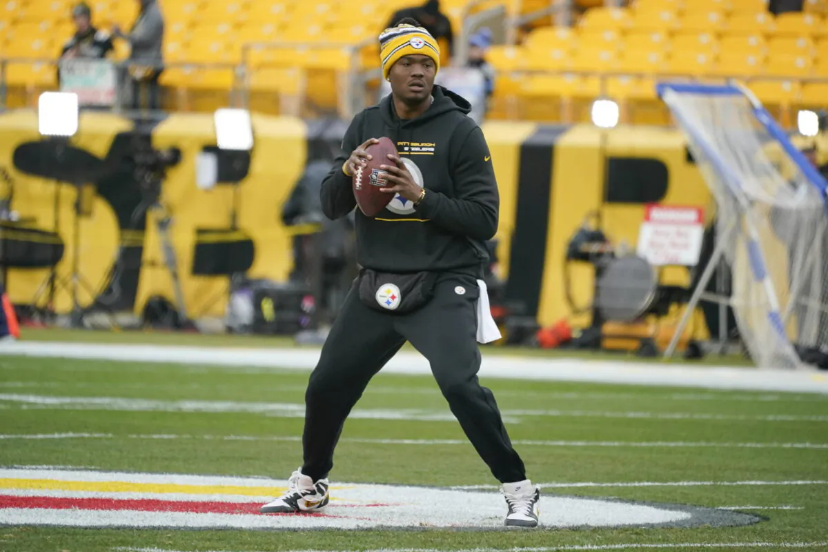 Pittsburgh Steelers quarterback Dwayne Haskins (3) warms up before an NFL football game against the Tennessee Titans in Pittsburgh, on Dec. 19, 2021. Haskins was killed in an auto accident in Florida on April 9, 2022. (Gene J. Puskar/AP Photo)