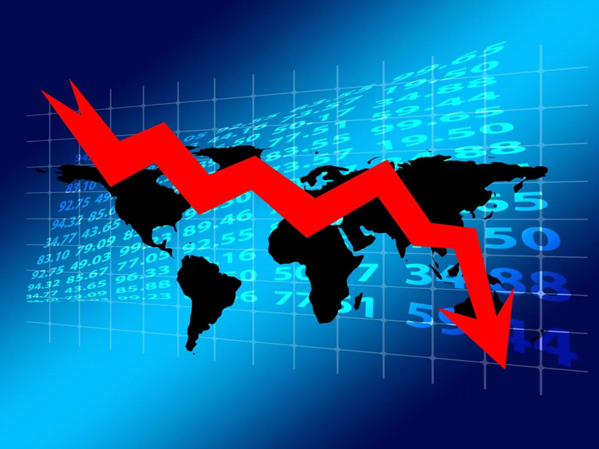 Investment strategist says global economy entering 'War-Cession': CNBC.