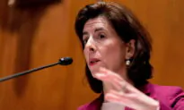 Chipmakers Will Abandon Plans for US Plants Unless Congress Passes $52 Billion Funding, Warns Raimondo
