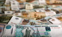 Russian Ruble Falls With Capital Control Measures in Focus