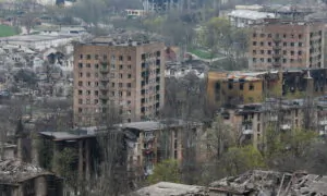 Putin Cancels Plans to Storm Mariupol Plant; Djokovic Calls Ban on Russian Players ‘Crazy’ | NTD News Today