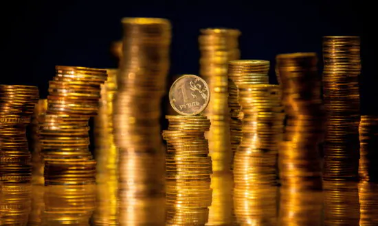 Russian Rouble Hits Near 2-Year High Vs Euro