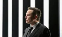 Elon Musk Wonders Why Vanity Fair Invited Ghislaine Maxwell to Party in 2014