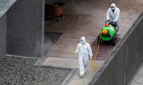 Foreigners Are Struggling to Survive Shanghai Lockdown