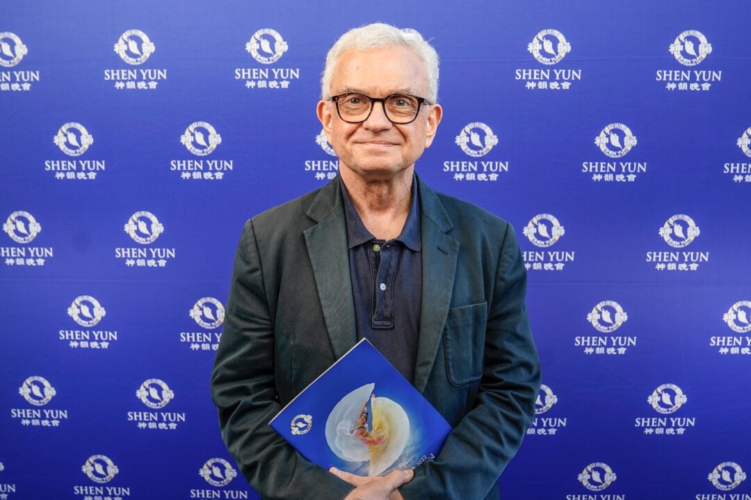 Peter Kurti attends Shen Yun Performing Arts at the Sydney Lyric Theater in Sydney, Australia, on April 10, 2022. (NTD)