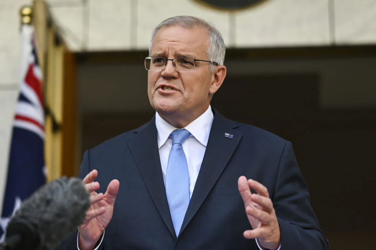 Prime Minister Scott Morrison addresses the media at Parliament House in Canberra, Australia, on April 10, 2022. (Martin Ollman/Getty Images)