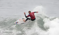 Mick Fanning Survives Elimination Round in Rip Curl Pro Bells Beach, Australia