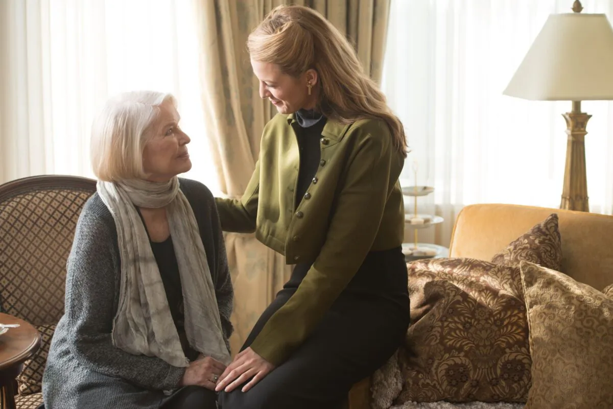 Ellen Burstyn (L) and Blake Lively in "The Age of Adaline." (Lionsgate)