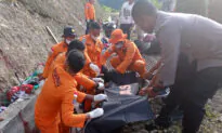 18 Dead in Overloaded Truck Crash in Indonesia’s West Papua