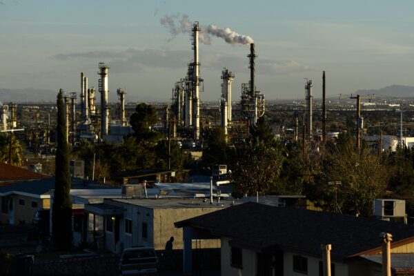 El Paso oil refinery