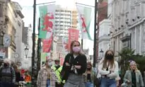 Wales Scraps COVID-19 Curbs on Businesses, but Keeps Mask Mandate for Health Settings