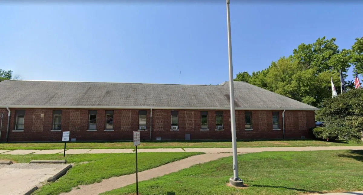 The Logan Correctional Center in Logan County, Ill., in July 2019. (Google Maps/Screenshot via The Epoch Times)