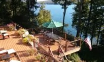 Your Deck’s Weakest Link: Collapse Hazard!