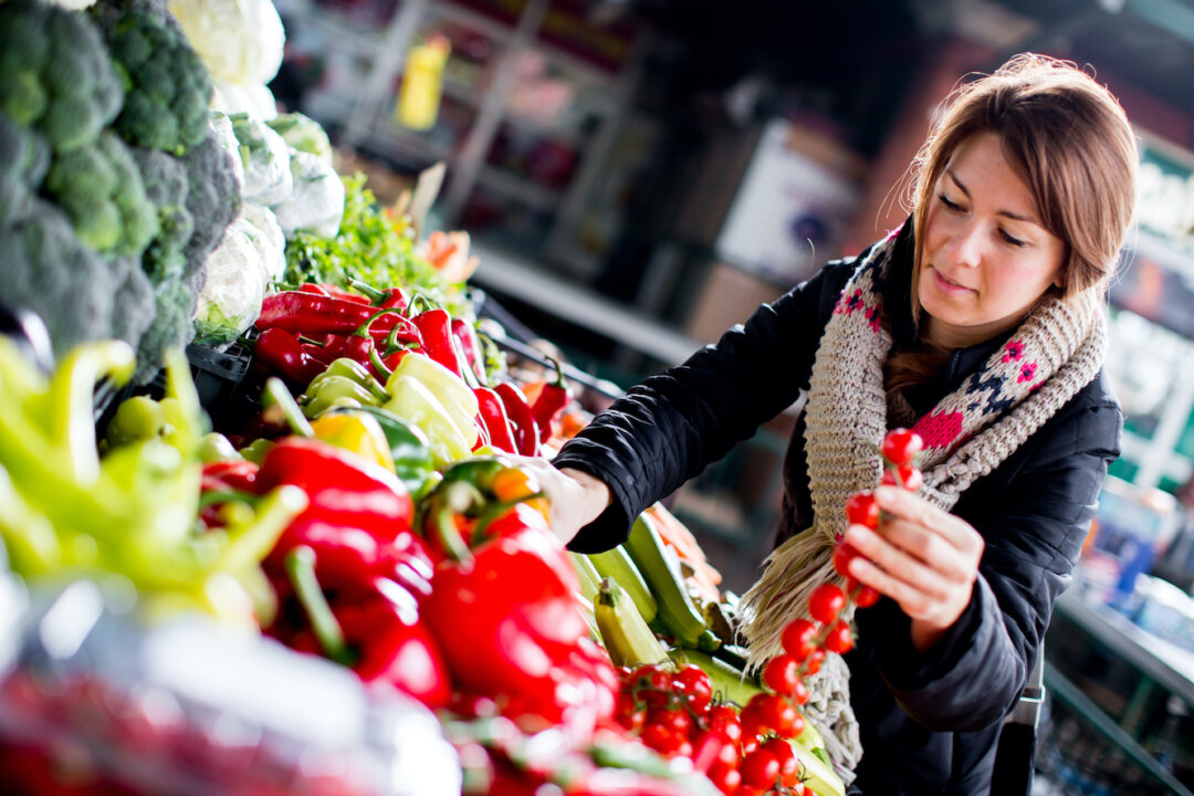 Organic foods can cost 10 to 20 percent more, but if you're a savvy shopper, you can find some good deals to save money.(BGStock72/Shutterstock)