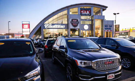 New Vehicles Fall Below Manufacturer Price for First Time in Nearly Two Years