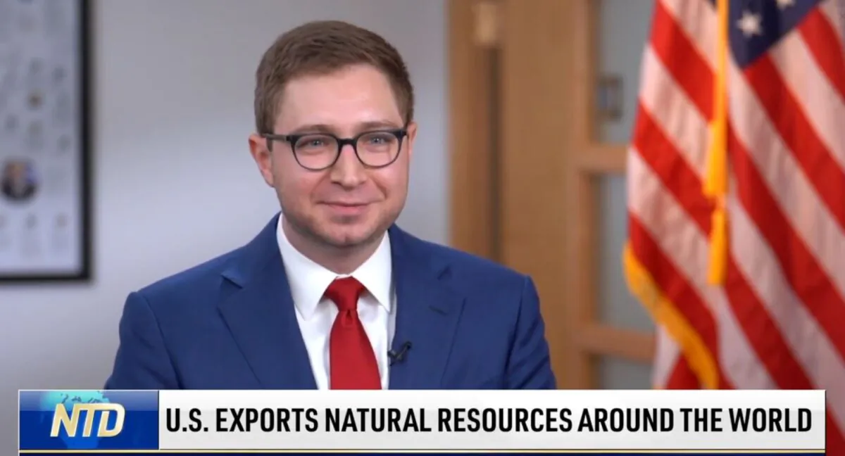 Alex Fitzsimmons, former deputy assistant secretary in the Office of Energy Efficiency and Renewable Energy during the Trump Administration. (NTD/Screenshot via The Epoch Times)