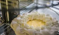 Make Heavenly Angel Pie This Spring With Tips From Minneapolis Bakers