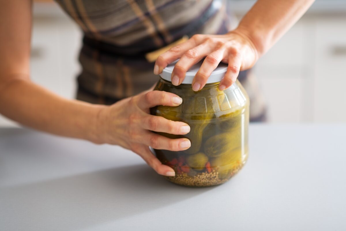 Readers share their tight jar and plastic bag woes. (Alliance Images/Shutterstock)