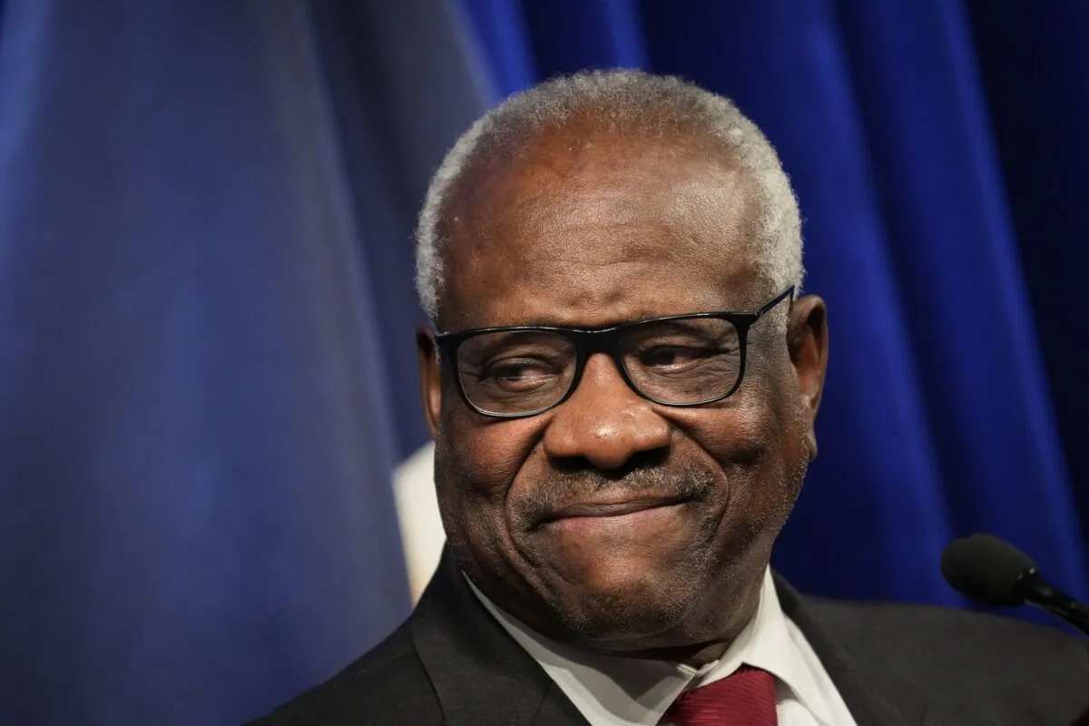 Associate Supreme Court Justice Clarence Thomas speaks during an event in Washington on Oct. 21, 2021. (Drew Angerer/Getty Images)