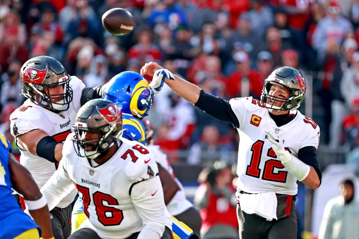 Tampa Bay Buccaneers quarterback Tom Brady (12) during an NFC Divisional playoff football game at Raymond James Stadium in Tampa, Fla., on Jan 23, 2022. (Matt Pendleton/USA TODAY Sports via Field Level Media)