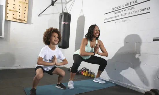 Fitness Trainer Creates Virtual Training Program to Keep Kids Active