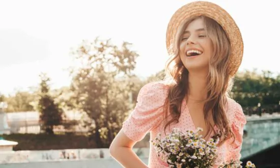 How to Find the Best Colors for Your Skin Undertone