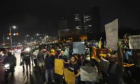 Debt-Ridden Sri Lanka Halts Share Trading for 5 Days Amid Mounting Crisis