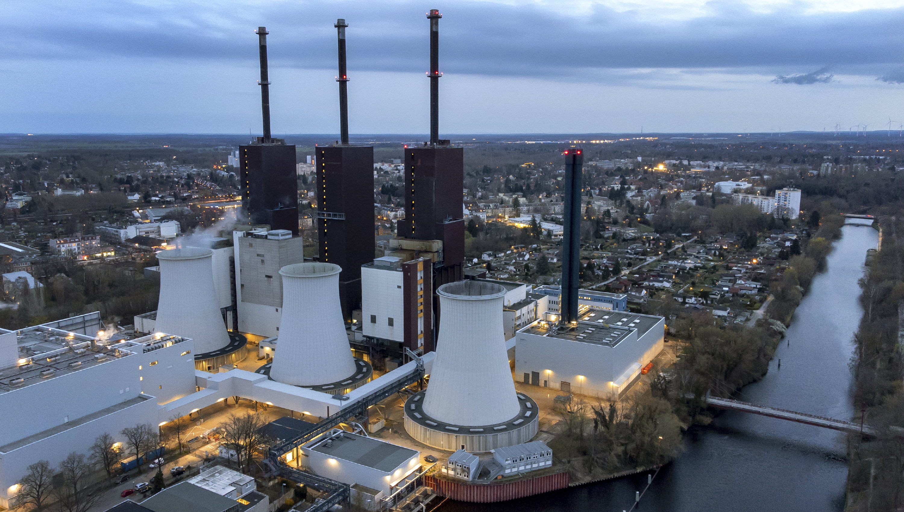 'A Mild Winter Alone Can't Save' Europe, Energy Crisis Accelerates Region's Deindustrialization - Vimarsana News