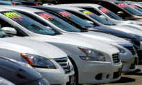 US Auto Sales Slide in Q1; Toyota Outsells GM