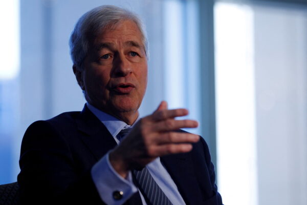 Jamie Dimon Warns of Threat Worse Than Recession	