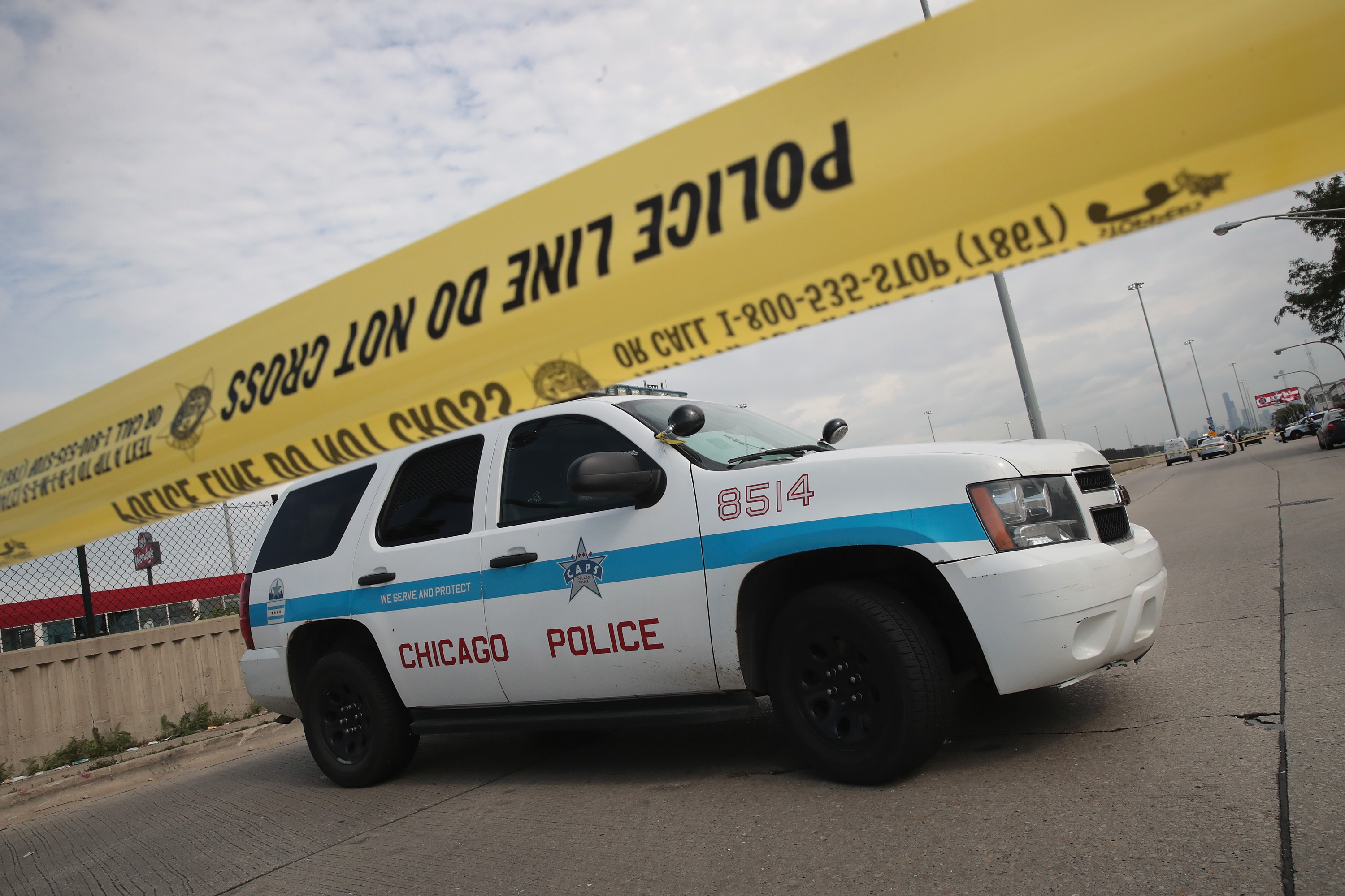 Gunfire in Chicago Alley Kills Boy Who Was Washing His Hands - Vimarsana News