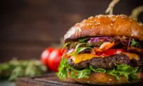 How Long to Cook Burgers on the Grill