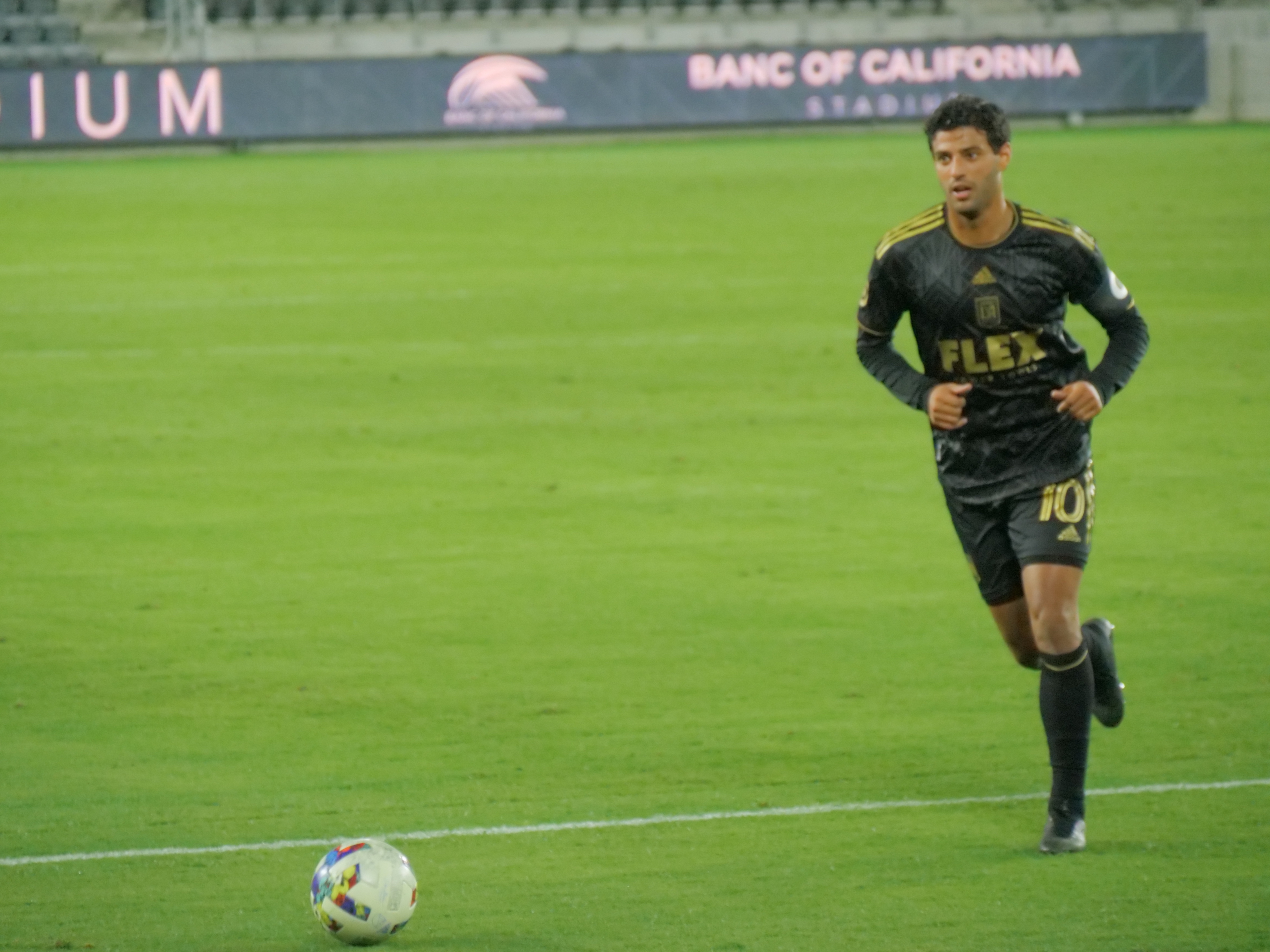 LAFC Dominates USL Champion OCSC 5–1 in US Open Cup Third Round - Vimarsana News