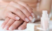5 Different Ways to Paint French Manicure Nails at Home