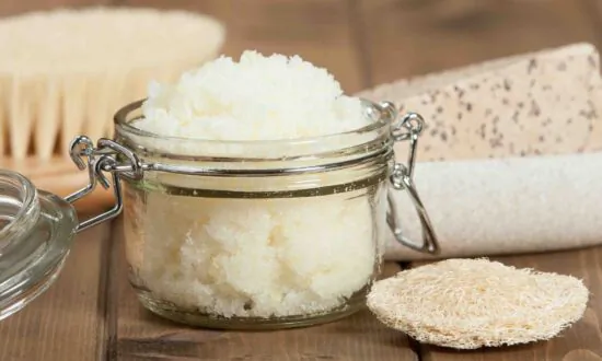 How to Make a Homemade Sugar Scrub for Glowing Skin