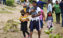 Court to Block Biden Administration From Ending Title 42 Border Order