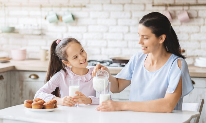 It was claimed that milk contains a great amount of mineral calcium, which exacerbates burning of fat inside our body. (Shutterstock)