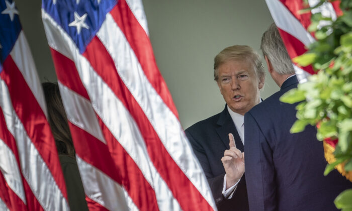 President Donald Trump speaks with House Minority Leader Kevin McCarthy (R-Calif.) outside the Oval Office of the White House in Washington on April 22, 2020. (Drew Angerer/Getty Images)