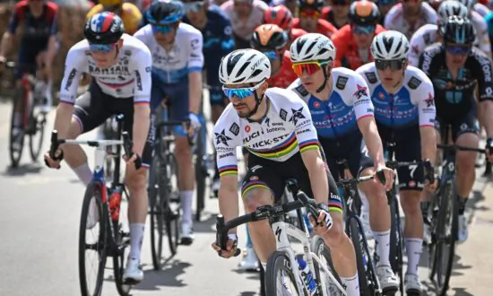 Alaphilippe Stable After Heavy Crash on Liege-Bastogne-Liege