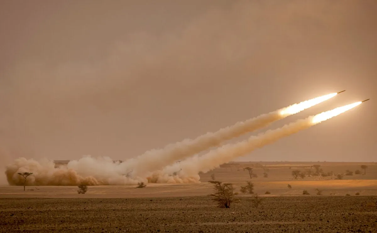 US M142 High Mobility Artillery Rocket System (HIMARS) launchers fire salvoes in a file photo. (Fadel Senna/AFP via Getty Images)
