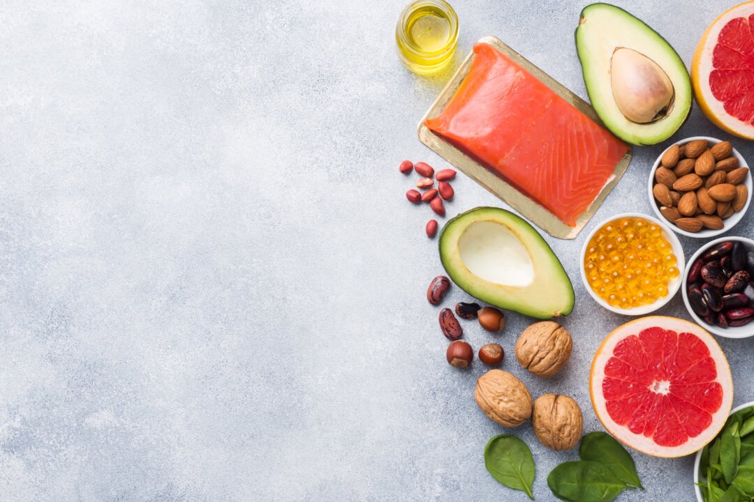 Try to get your antioxidants from the foods you eat, when possible. (Dreamstime/TNS)
