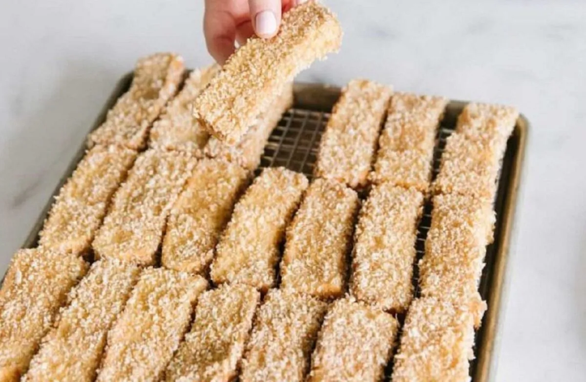 French toast sticks. (Photo courtesy of Happy Money Saver)