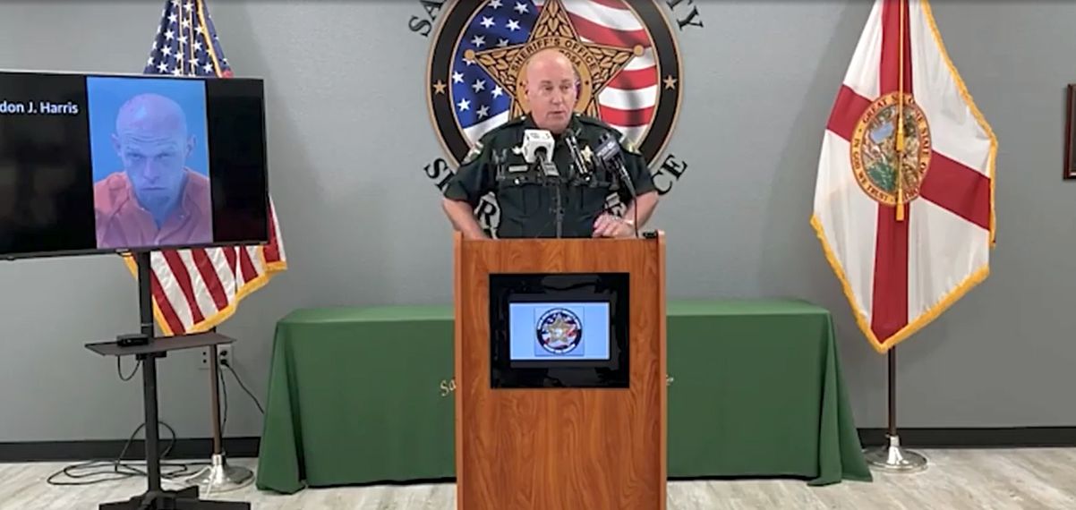 Florida Sheriff Urges Homeowners to Shoot Invaders to 'Save the Taxpayers Money' - Vimarsana News