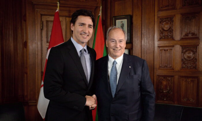 Prime Minister Justin Trudeau meets with the Aga Khan on Parliament Hill in Ottawa on May 17, 2016. (Sean Kilpatrick/The Canadian Press)