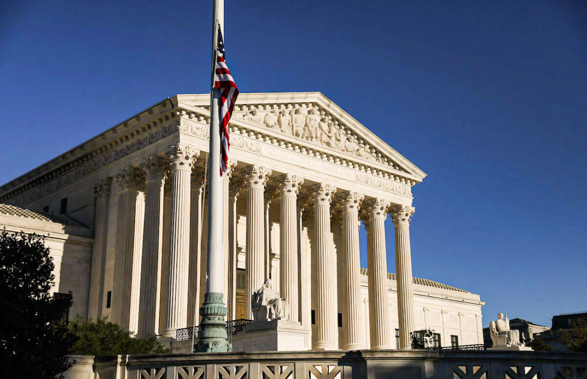 The Supreme Court in Washington on Sept. 21, 2020. (Samira Bouaou/The Epoch Times)