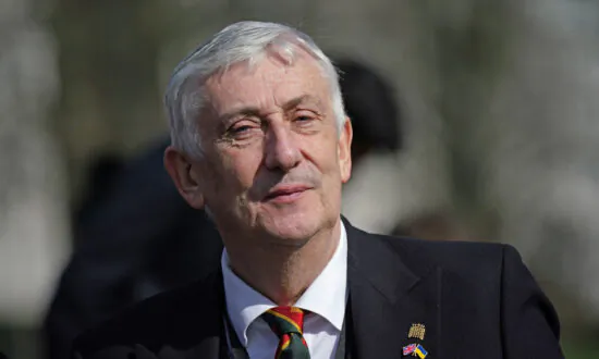UK: Mail on Sunday Editor Refuses to Meet Commons Speaker Over Rayner Report