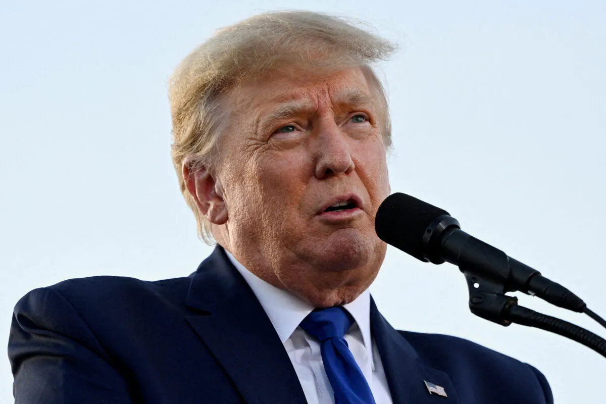 Former U.S. President Donald Trump speaks during a rally in Delaware, Ohio, on April 23, 2022. (Gaelen Morse/Reuters)
