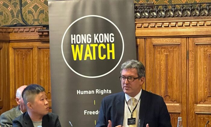 Benedict Rogers, CEO of Hong Kong Watch (R), and Matthew Leung , a former reporter for Hong Kong Chinese-language newspaper Ming Pao (L) at a press conference held by Hong Kong Watch in the UK. (Hong Kong Watch Facebook Page)