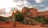 5 Best Hiking Trails in the US