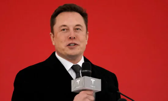 Elon Musk Responds to Claim That Congress Is Trying to Censor Big Tech Companies